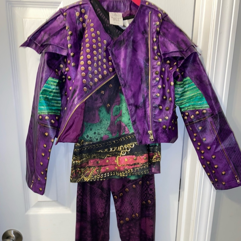 Disney descendents Halloween costume